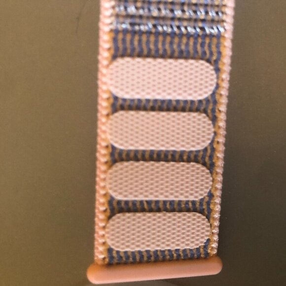 NEW (NWOT) 5-piece Apple Watch woven/velcro bands pink/purple/gray - Picture 6 of 13